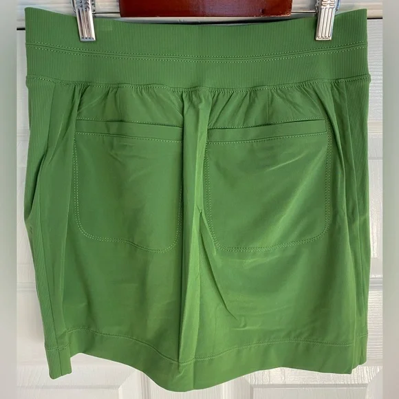 Athleta Skort W/Pockets Green Size 4 New Never Worn No Tags - Picture 4 of 12